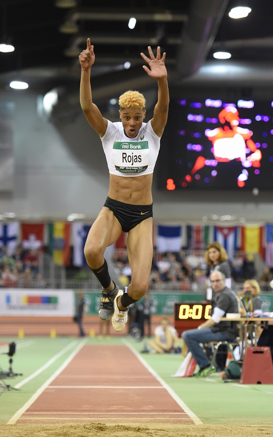 Rojas's final jump, Kitaguchi's last throw and Lyles's double victories at  Worlds - Weekly Voice